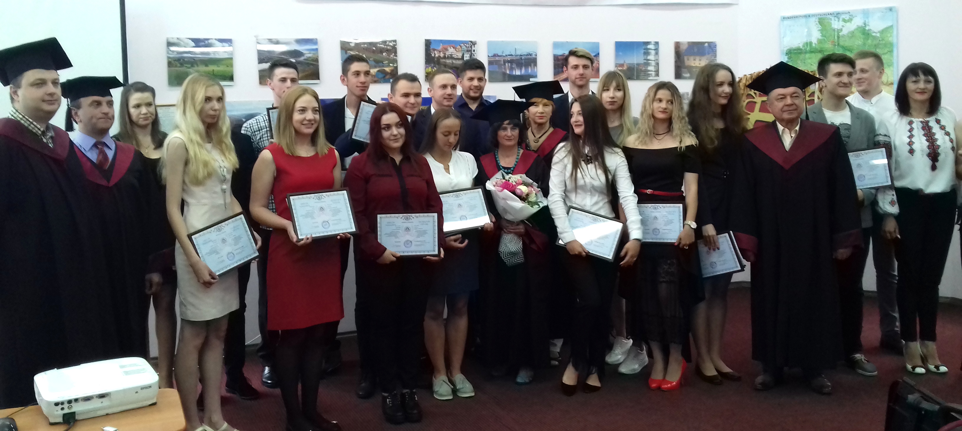 Випуск-2018 вручення дипломів, бакалавр, менеджмент, маркетинг